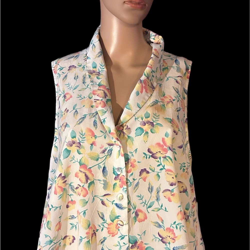 Victoria secret sleeveless shirt, size lg